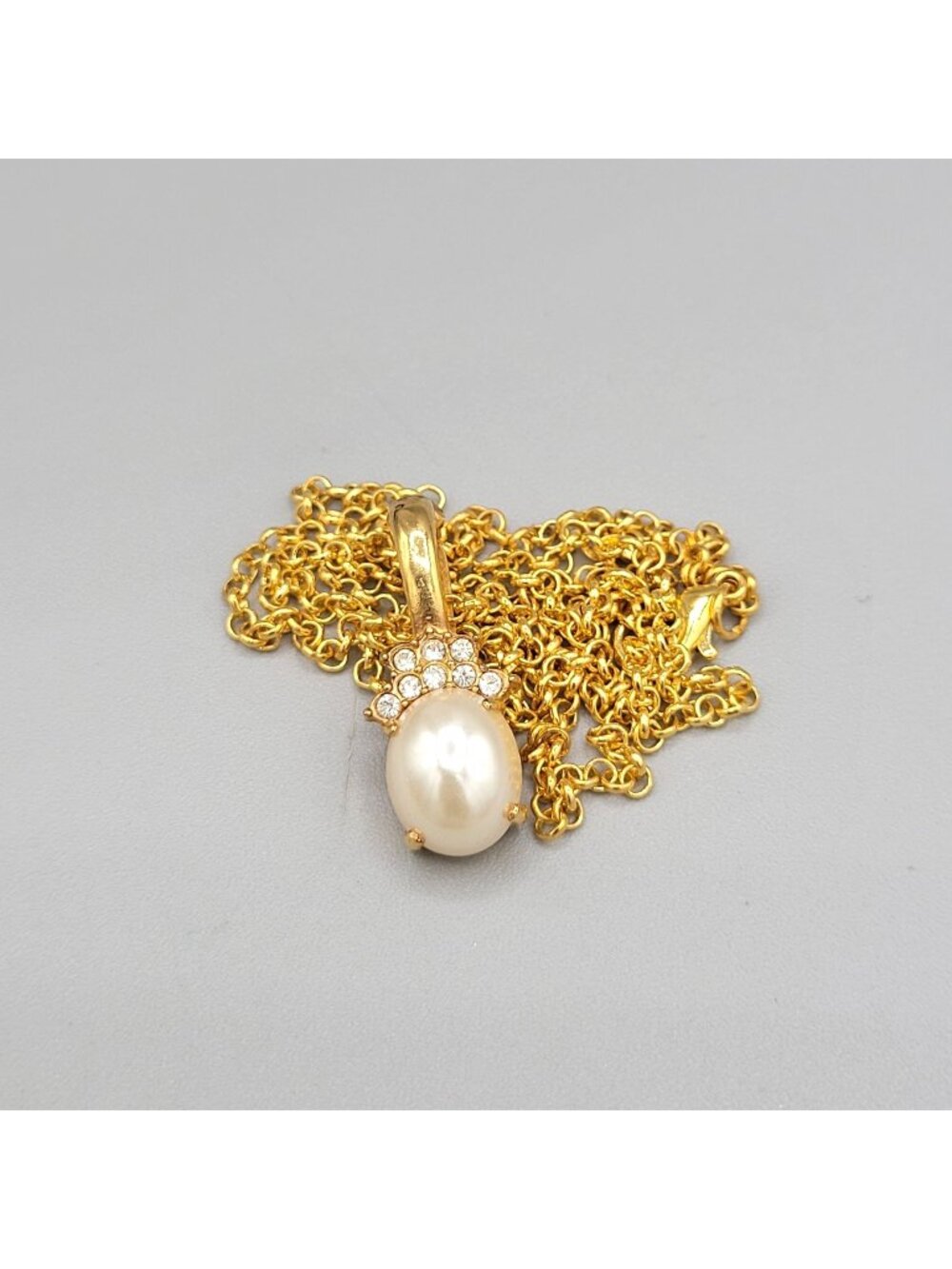 Gold Tone Pendant Necklace Imitation Pearl Cabochon Cluster of White Crystals